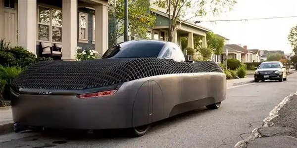 腾讯分分彩:真上天了!马斯克投的飞行汽车试飞成功 网友:很酷但不买